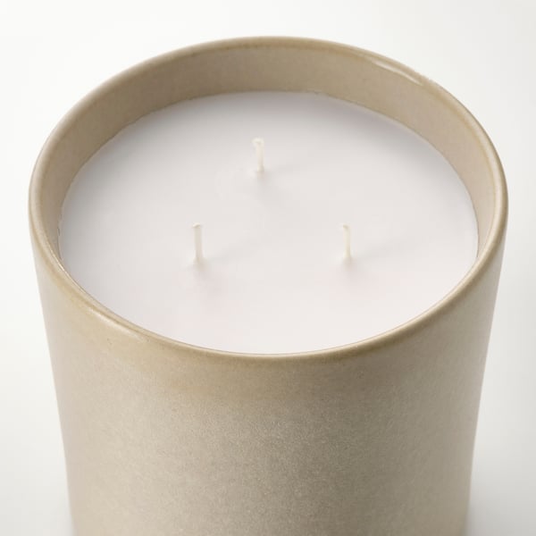 JÄMLIK Scented candle in ceramic jar w lid, Vanilla/light beige, 60 hr
