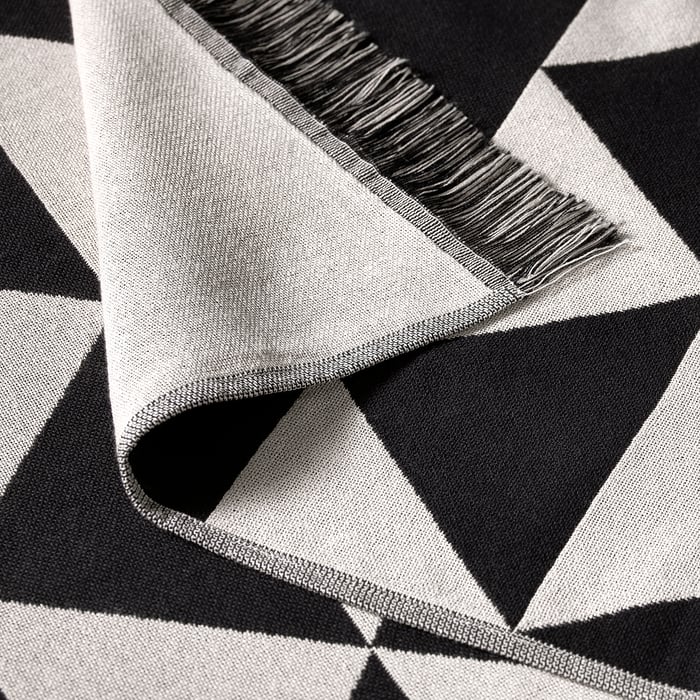 JOHANNE Throw black/white black/natural IKEA