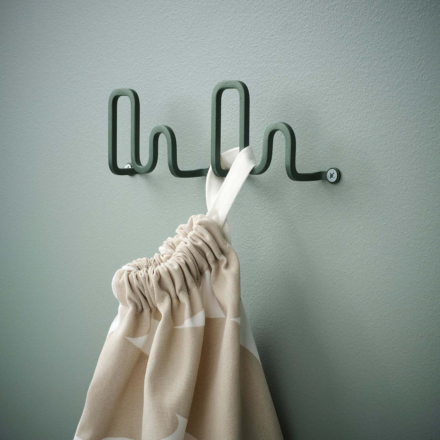 Hook, dark gray-green 2