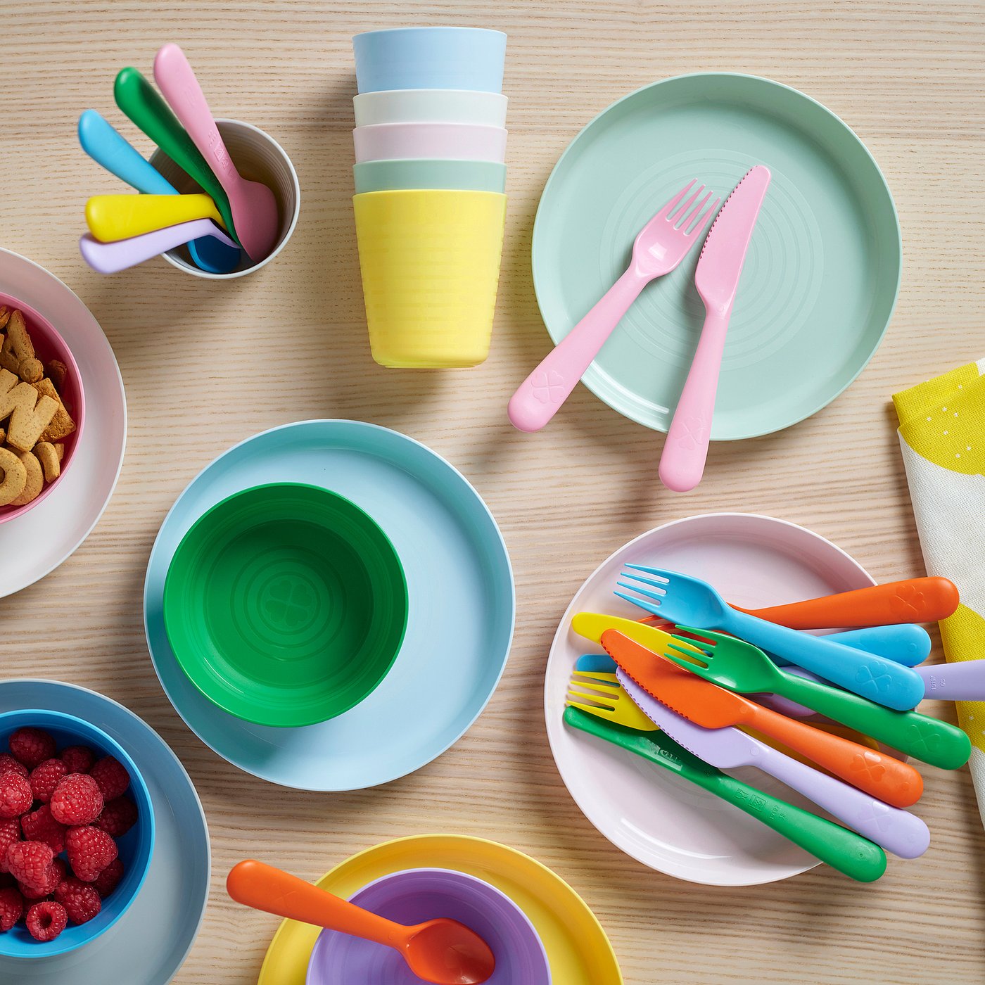 Spoon, mixed colors/seasonal edition 4