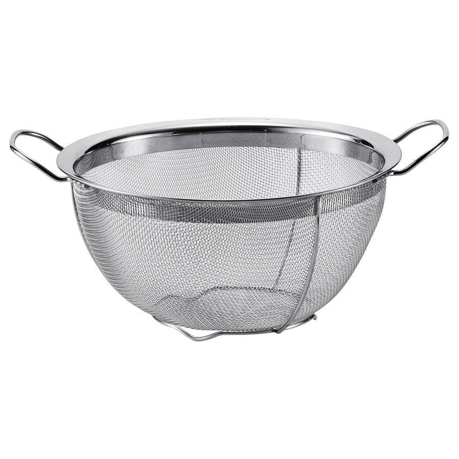 A KLOCKREN colander of stainless steel, with two sturdy handles for easy use.