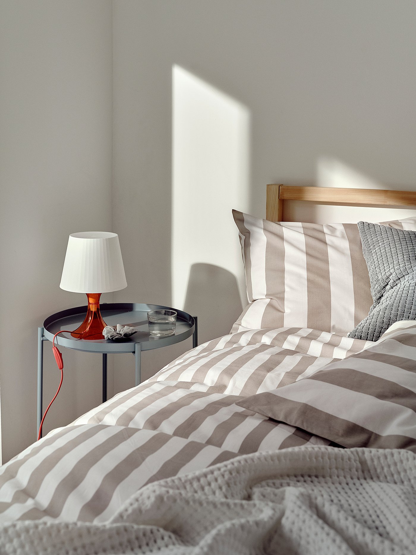 LAMPAN Table lamp with LED bulb, orange/white, 11" IKEA