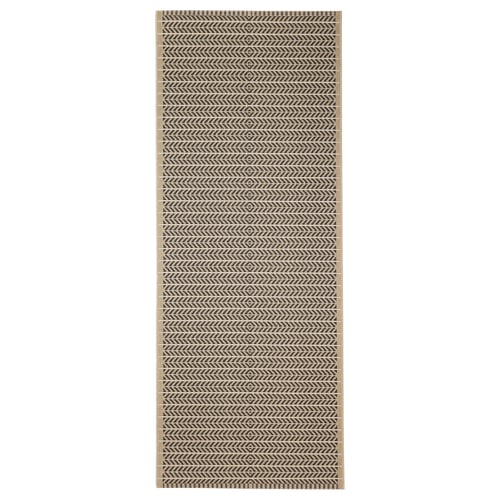 LOBBÄK outdoor rug, beige/black, rectangular, chevron pattern.