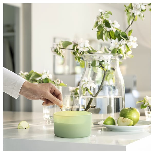 LÖVSKOGSLUND Scented candle in glass, 3 wicks, apple/green, 25 hr