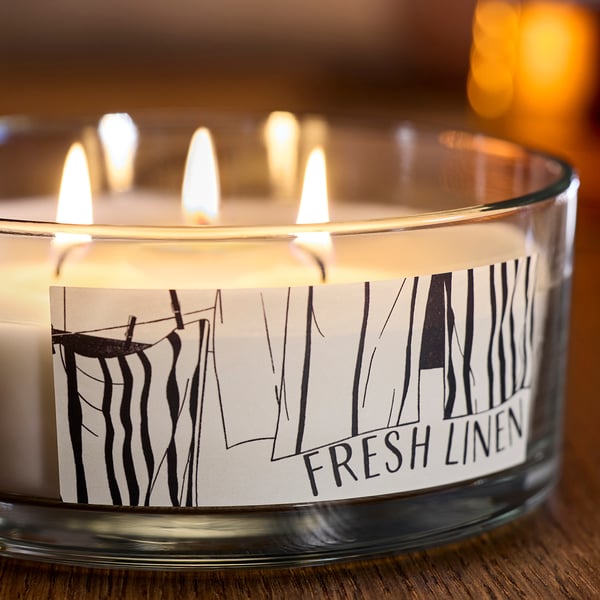 LOTSFÅGEL Scented cndl in glass w lid/3 wicks, Fresh linen white, 25 hr