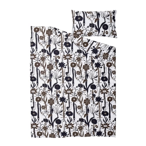 LUNDSKAFTING duvet set, white with wild black floral patterns, crisp cotton/lyocell blend, rectangular with zip closure.