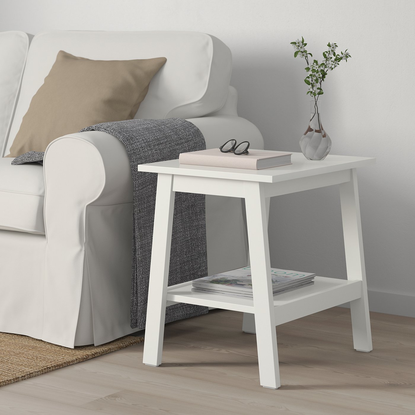 ikea small lamp table