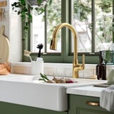 MACKSJÖN Pull down kitchen faucet with spray, brass color