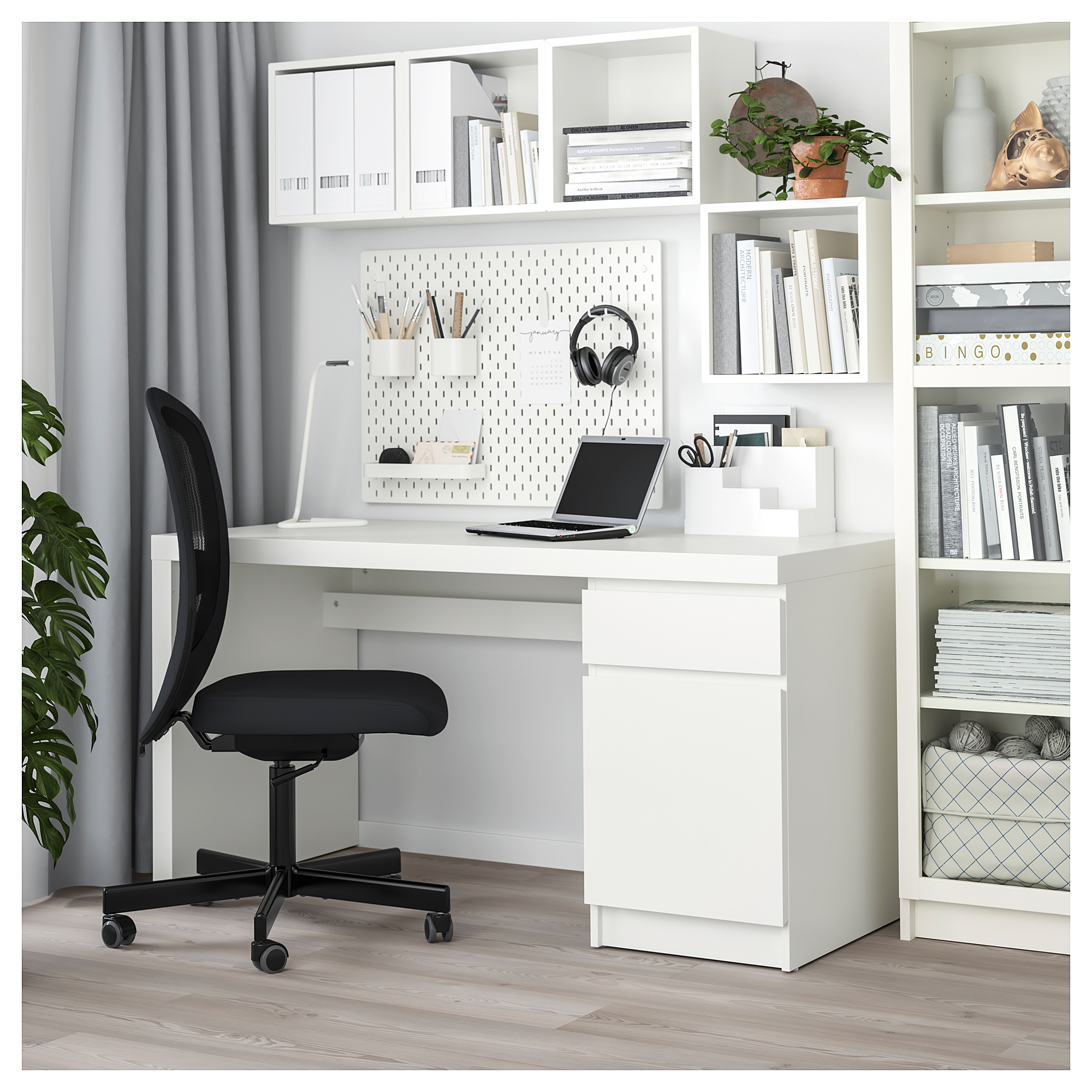 MALM Desk, white, 55 1/8x25 5/8" IKEA