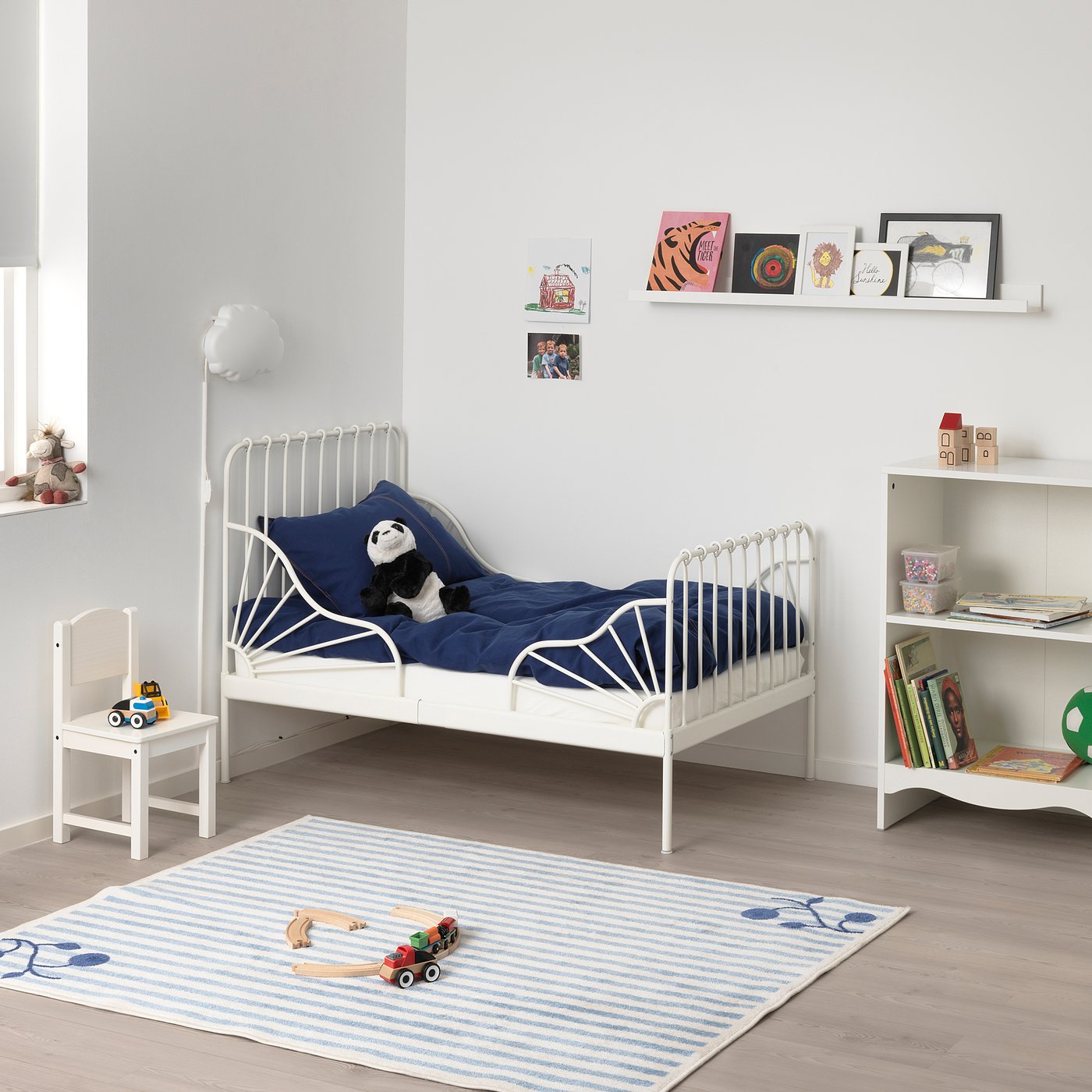 extendable childs bed