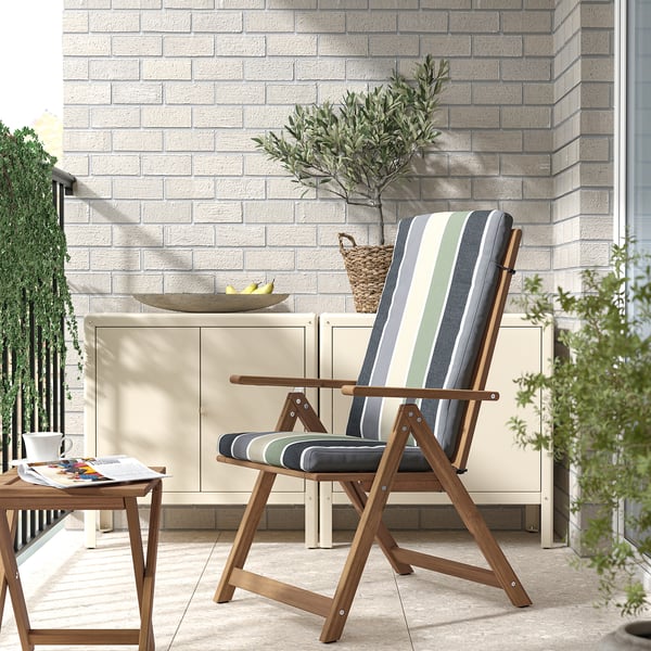 NÄMMARÖ Reclining chair, outdoor, light brown stained Frösön/Duvholmen/multicolor stripe pattern