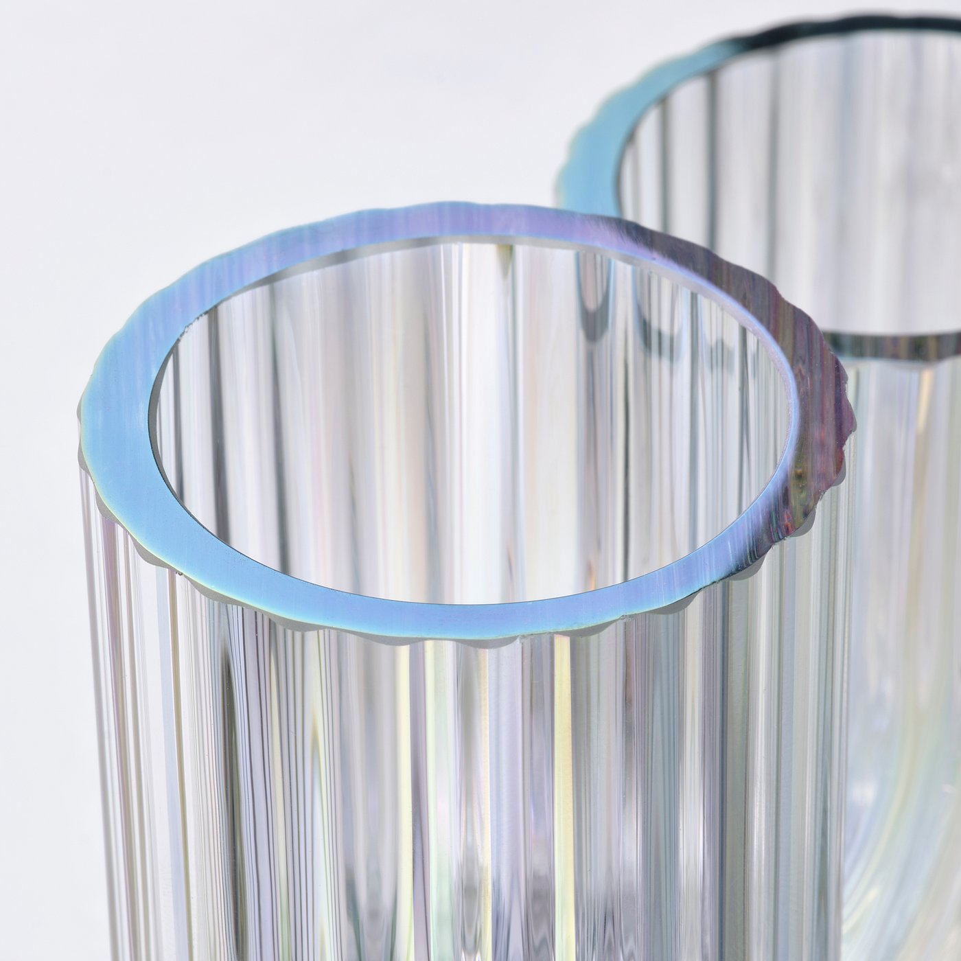 Vase, mother-of-pearl color 2