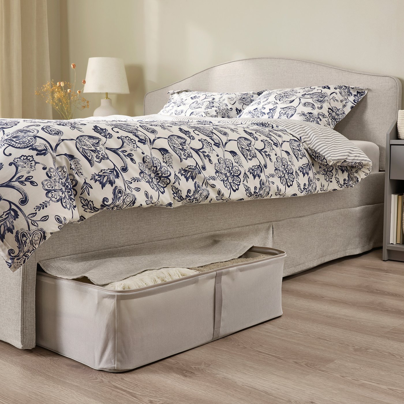 Upholstered bed frame, Kilanda light beige/Luröy, Queen