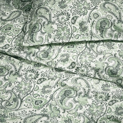 Elegant green paisley bedding, soft cotton-viscose blend, intricate floral designs, delicate patterns.