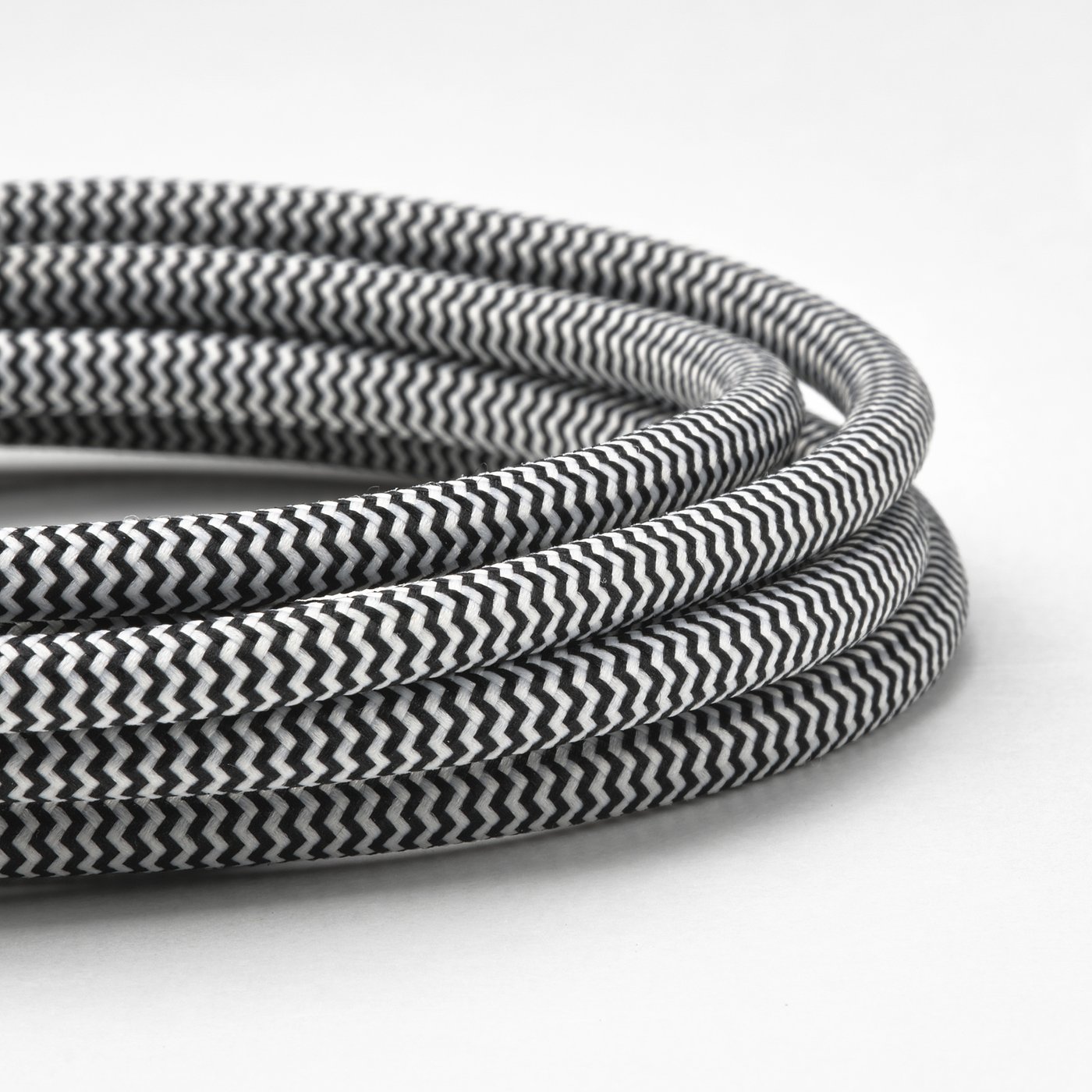 USB-C to USB-C, black/white 5