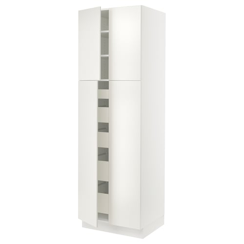SEKTION white cabinet, sleek design, smooth closure, sturdy frame.