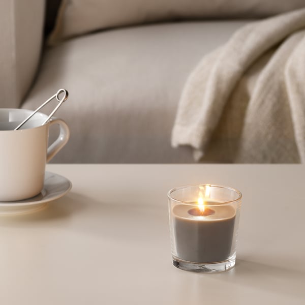 SINNLIG Scented candle in glass Hazelnut and caramel, brown IKEA