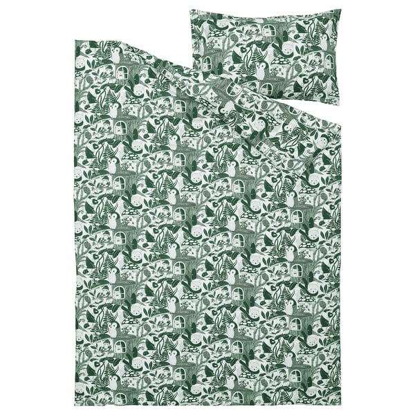 Green forest-themed duvet cover. Illustrates hedgehog, fox, owl tea-party. Cotton, viscose. Rectangular with pillowcase. Playful design.