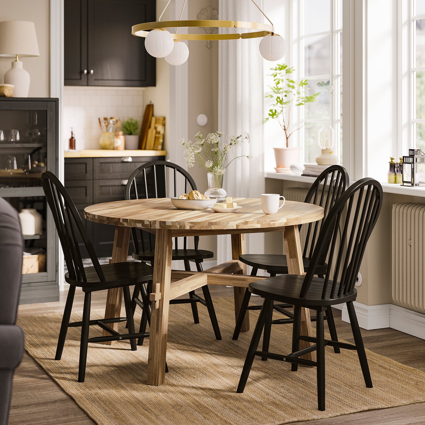SKOGSTA / SKOGSTA table and 4 chairs, acacia/black, 471/4