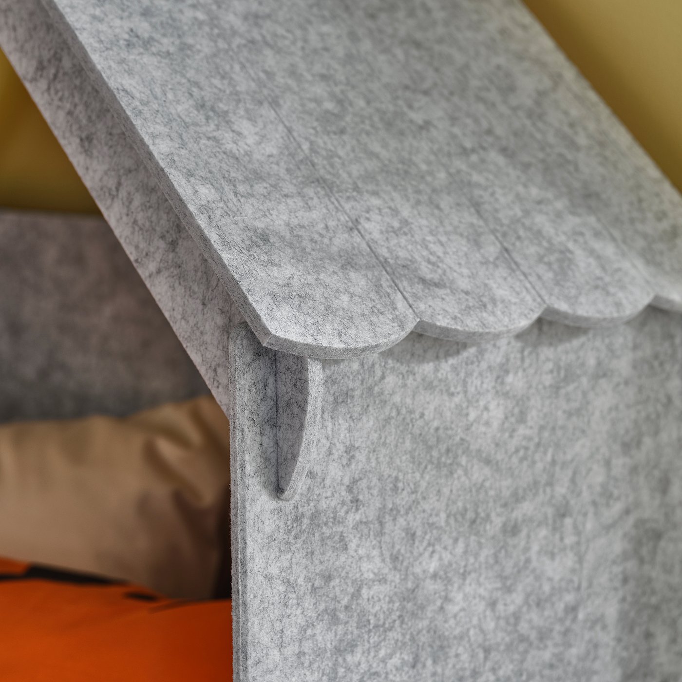 Bed accessory, house shaped/gray 4