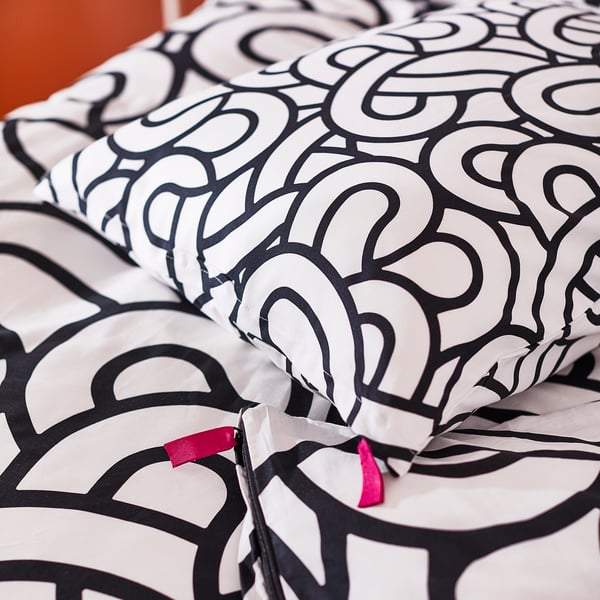 SÖTRÖNN Duvet cover and pillowcase(s), white/black/patterned, Full/Queen (Double/Queen)
