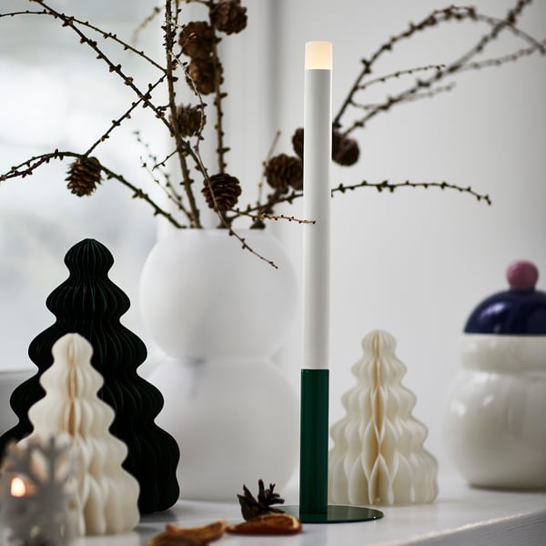 STRÅLA LED candle, candle-shaped battery operated/green