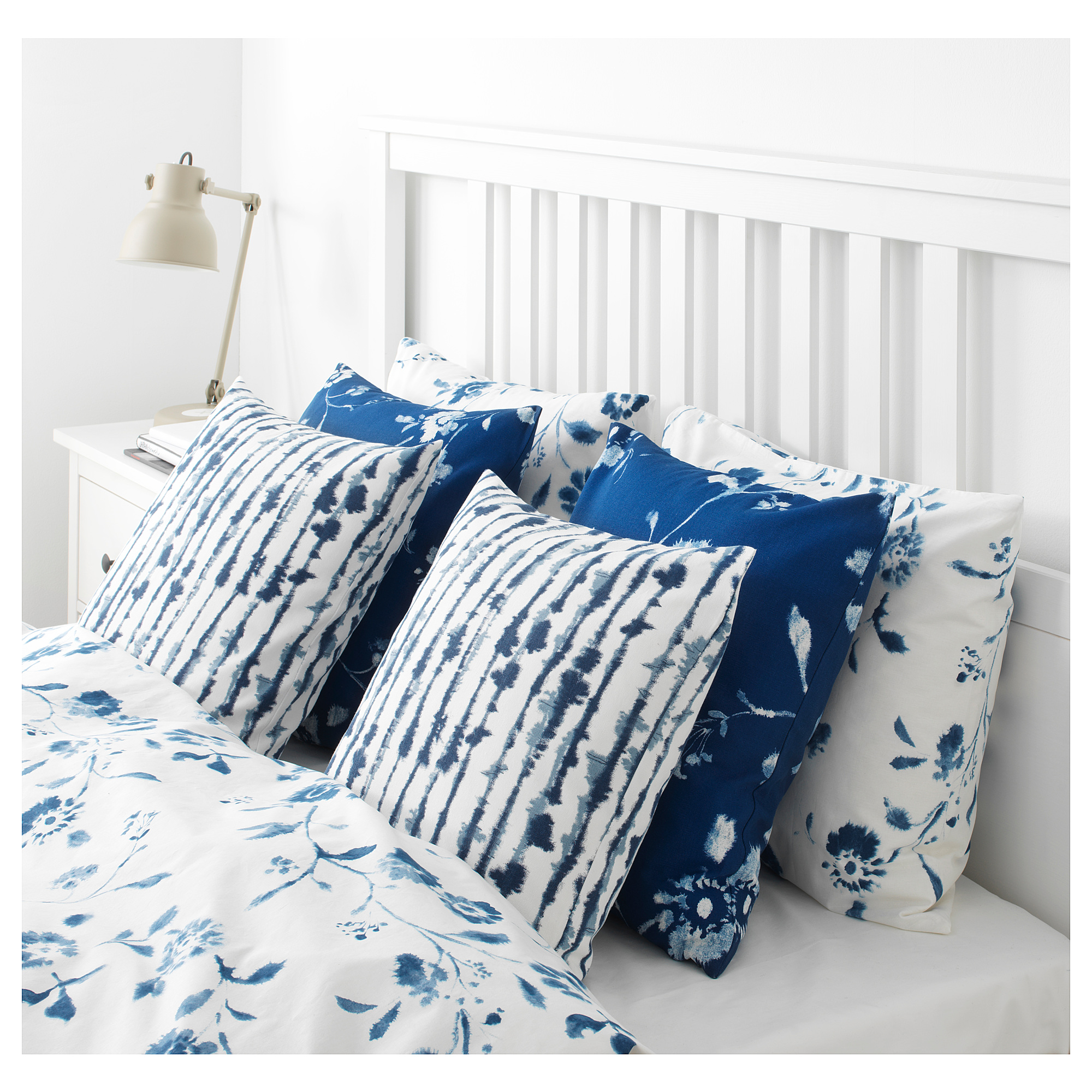 STRIMSPORRE Cushion cover, white, blue IKEA