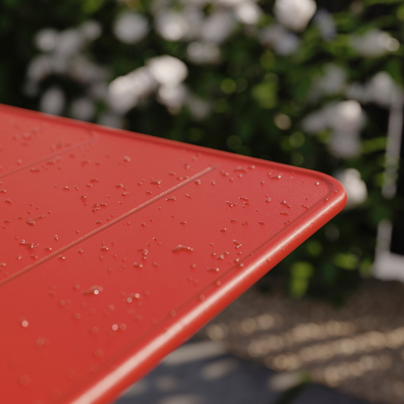 Table, bright red outdoor 5