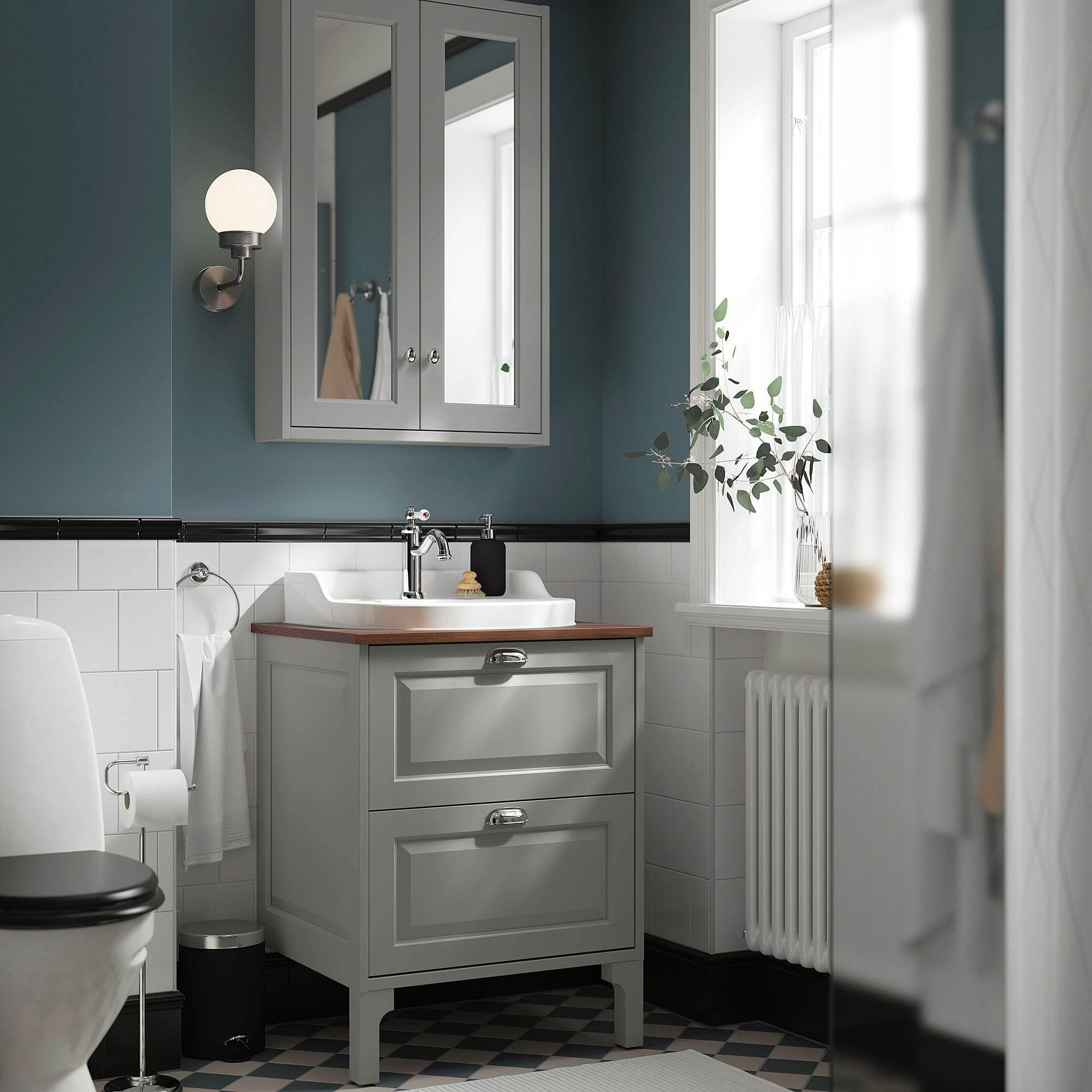TÄNNFORSEN / RUTSJÖN Bathroom vanity with sink & faucet, light gray/brown walnut effect, 25x21 1/2x37 1/8 "