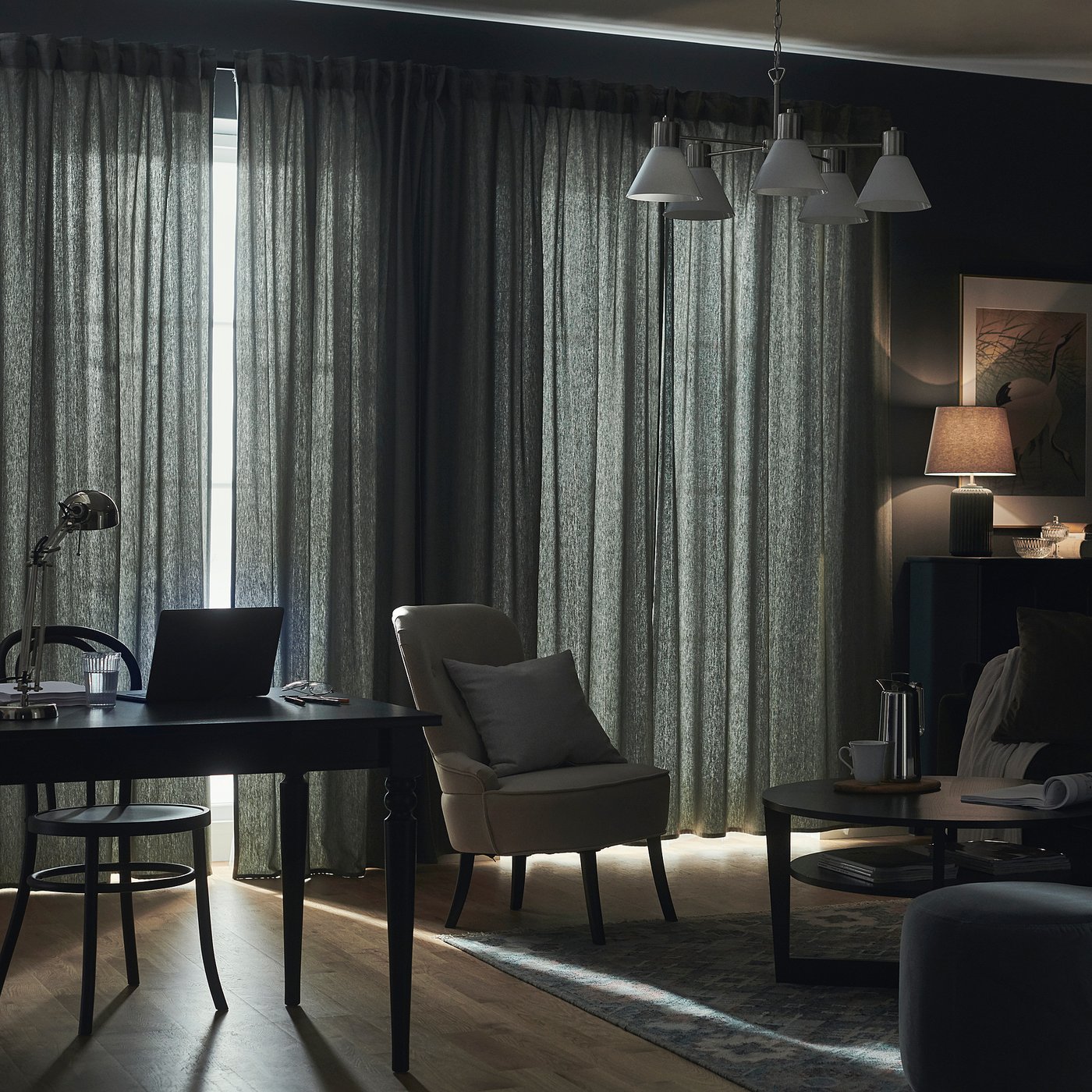 room dark curtains