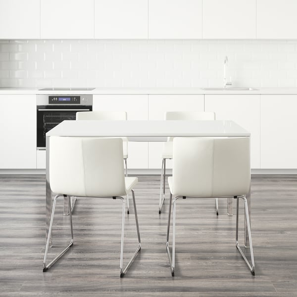 TORSBY / BERNHARD Table and 4 chairs, high gloss white/Kavat white, 531
