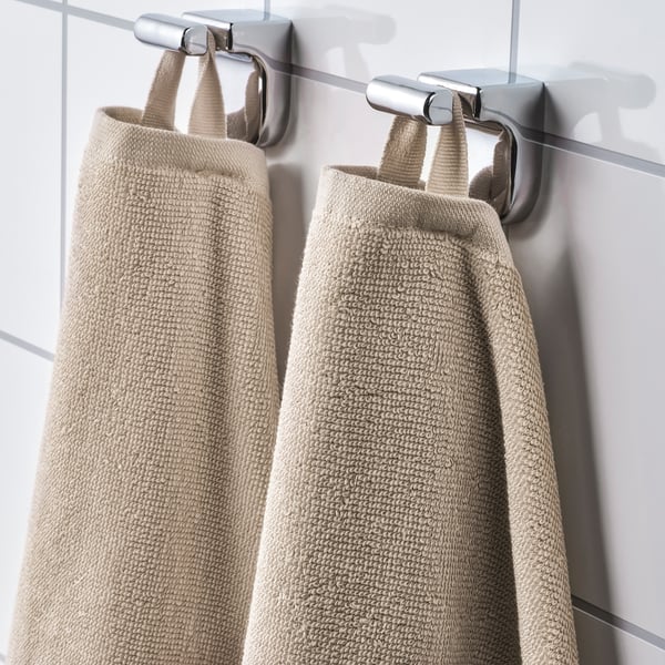 https://www.ikea.com/us/en/images/products/vagsjoen-hand-bath-towels-set-h__0933955_pe792305_s5.jpg?f=s