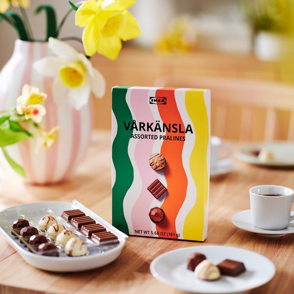 VÅRKÄNSLA Gift box, assorted pralines, 6 oz
