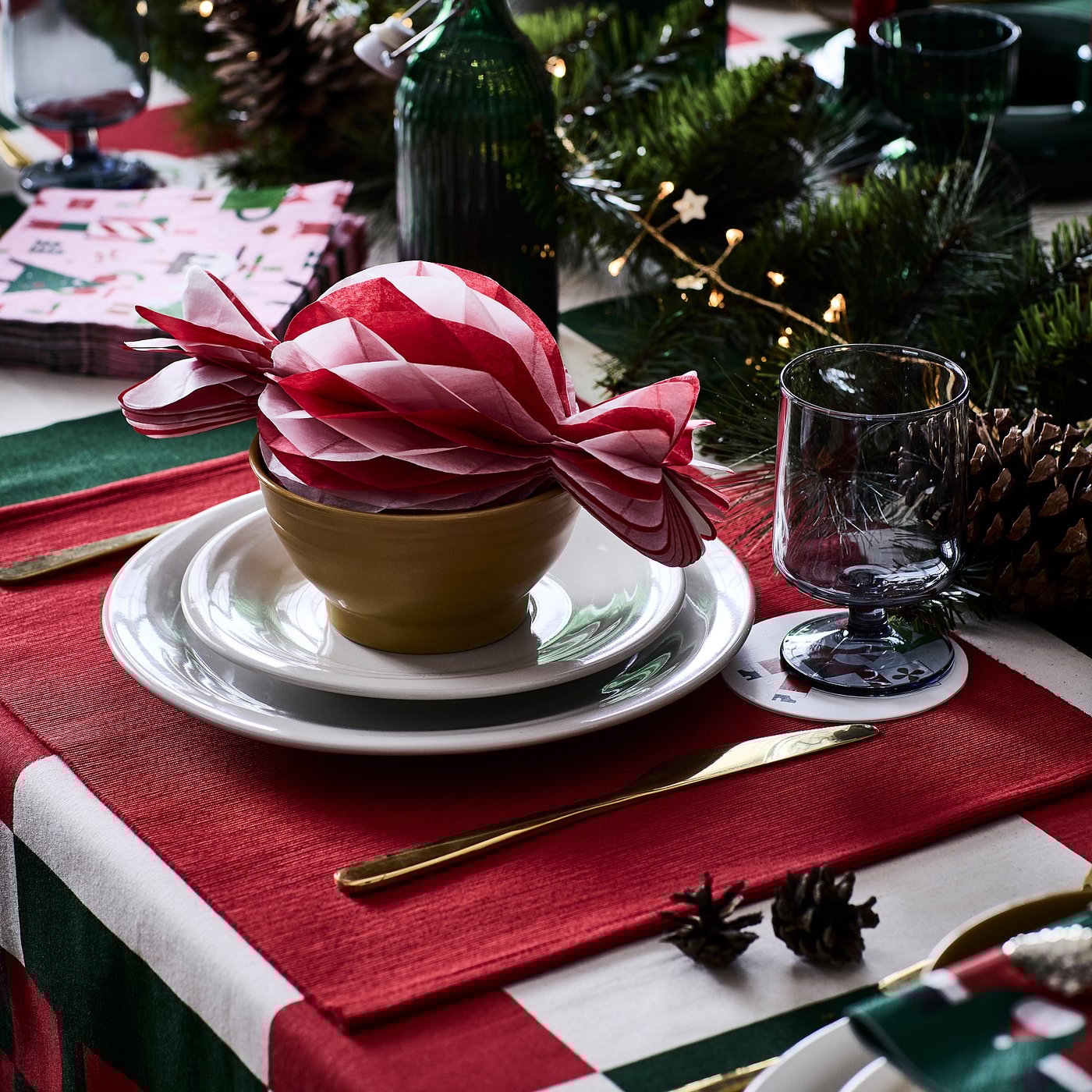 VINTERFINT Red Cotton Christmas Place Mat 17 3/4x13 3/4