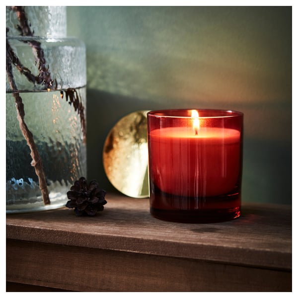 VINTERFINT Scented candle in glass with lid, Orange and clove/red, 40