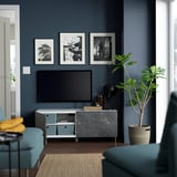 BESTÅ Banco para TV+puertas, blanco Bergsviken/Ösarp/negro, 47 1/4x16 1/2x18 7/8 "