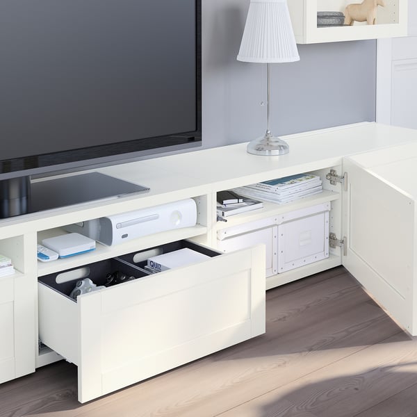 BESTÅ Comb almacenamiento TV/prta vidrio, blanco/Hanviken vidrio transparente blanco, 94 1/2x16 1/2x74 3/4 "