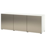 BESTÅ Combinación almacenamiento+puertas, blanco/Riksviken efecto de bronce claro, 70 7/8x16 1/2x25 5/8 "