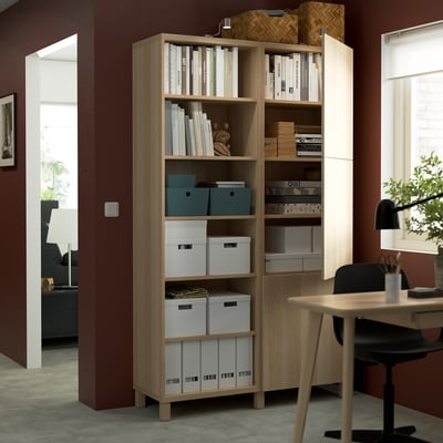 BESTÅ Combinación almacenamiento+puertas, efecto de roble teñido en blanco/Lappviken/Stubbarp efecto de roble teñido en blanco, 47 1/4x16 1/2x79 1/2 "