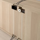 BESTÅ Mueble para TV+puertas+cajones, efecto de roble teñido en blanco/Lappviken/Stubbarp efecto de roble teñido en blanco, 94 1/2x16 1/2x29 1/8 "