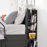 BRIMNES Armazón cama+almcn+cbcra, gris/Lönset, Tamaño King