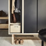 GLAMBERGET Armario+3 puertas corredizas, pino/negro, 46 1/8x24 3/4x59 "