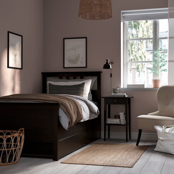 HEMNES Base de cama+2 cajas almacenamiento, negro-marrón/Lyngör gris oscuro, Tamaño twin