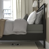 HEMNES Base de cama, negro-marrón/Lyngör gris oscuro, Tamaño queen
