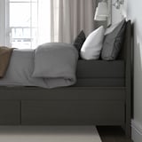 IDANÄS Base de cama+almacenamiento, marrón oscuro/Lyngör gris oscuro, Tamaño King