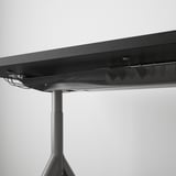 IDÅSEN Escritorio, negro/gris oscuro, 63x31 1/2 "