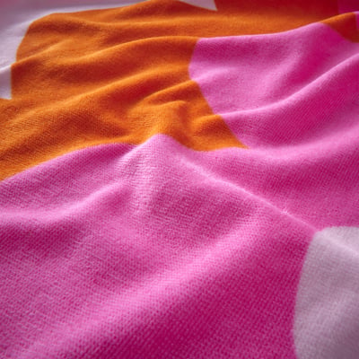 KONBJÖRNBÄR Toalla para playa, rosado/naranja, 39x71 "