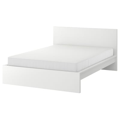 MALM Base de cama con colchón, blanco/Vesteröy Firmeza: media., Tamaño queen