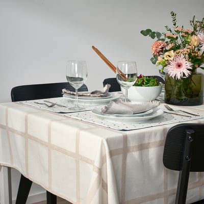 NISSÖGA Mantel, beige/blanco, 57x94 "