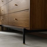 RÅDMANSÖ Gavetero de 6 cajones, marrón efecto de nogal, 62 5/8x18 7/8x31 7/8 "